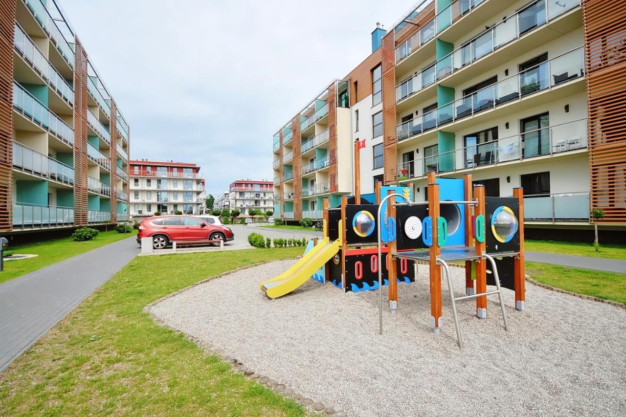 Apartament Andar Z Miejscem Parkingowym 코워브제크 외부 사진
