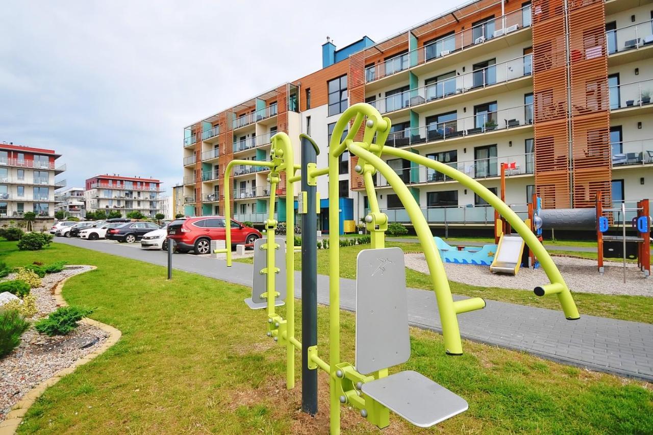 Apartament Andar Z Miejscem Parkingowym 코워브제크 외부 사진